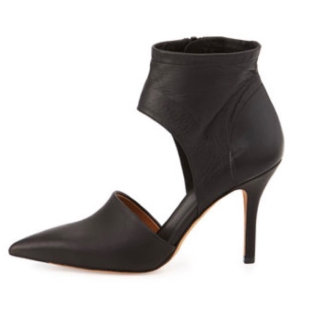 NWT VINCE Leather D'Orsay Black Pumps - 6